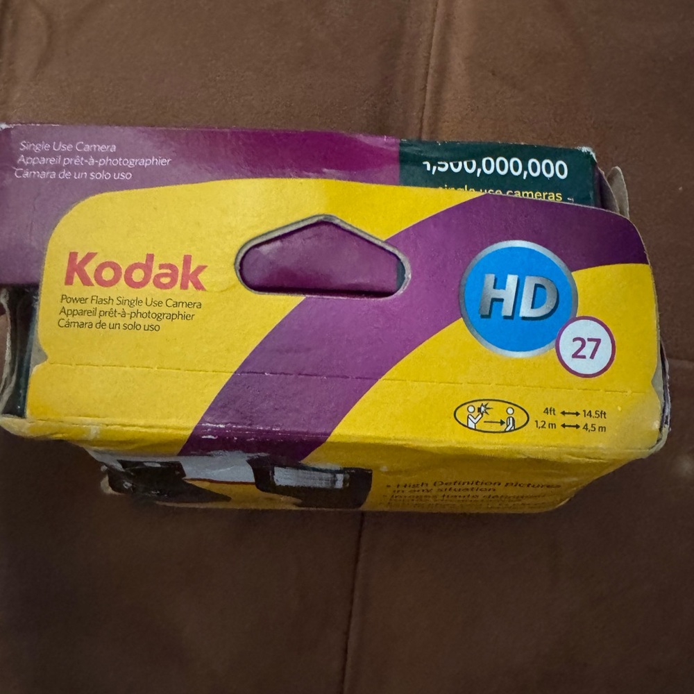 Kodak HD 2 PACK Power Flash Single Use Camera - Purple and Yellow